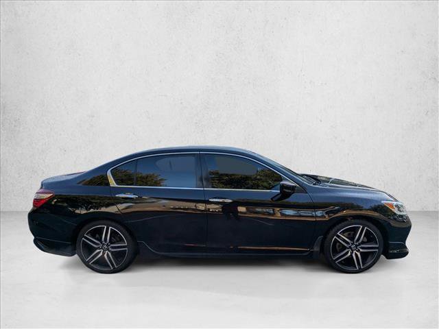 Used 2017 Honda Accord Sport Special Edition image 4