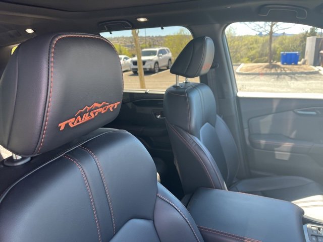 Certified 2025 Honda Pilot TrailSport image 9