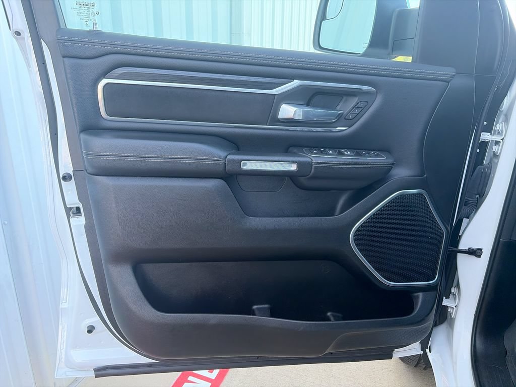 Used 2023 RAM 1500 Laramie AWD/4WD image 23