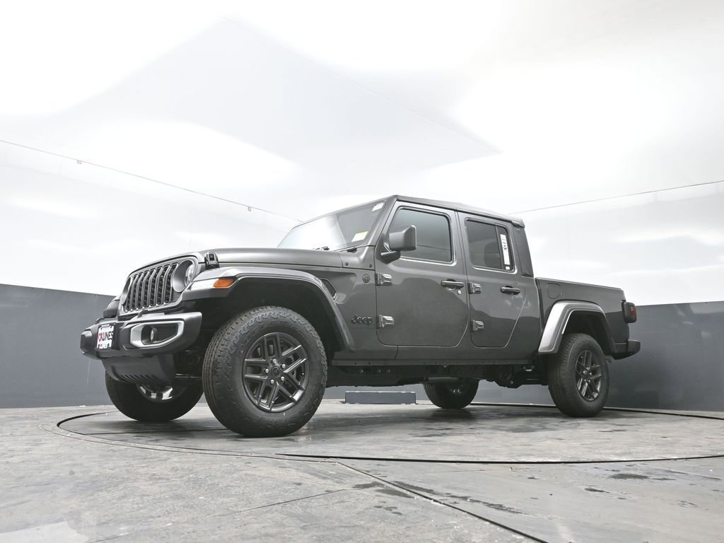 New 2026 Jeep Gladiator Sport image 40