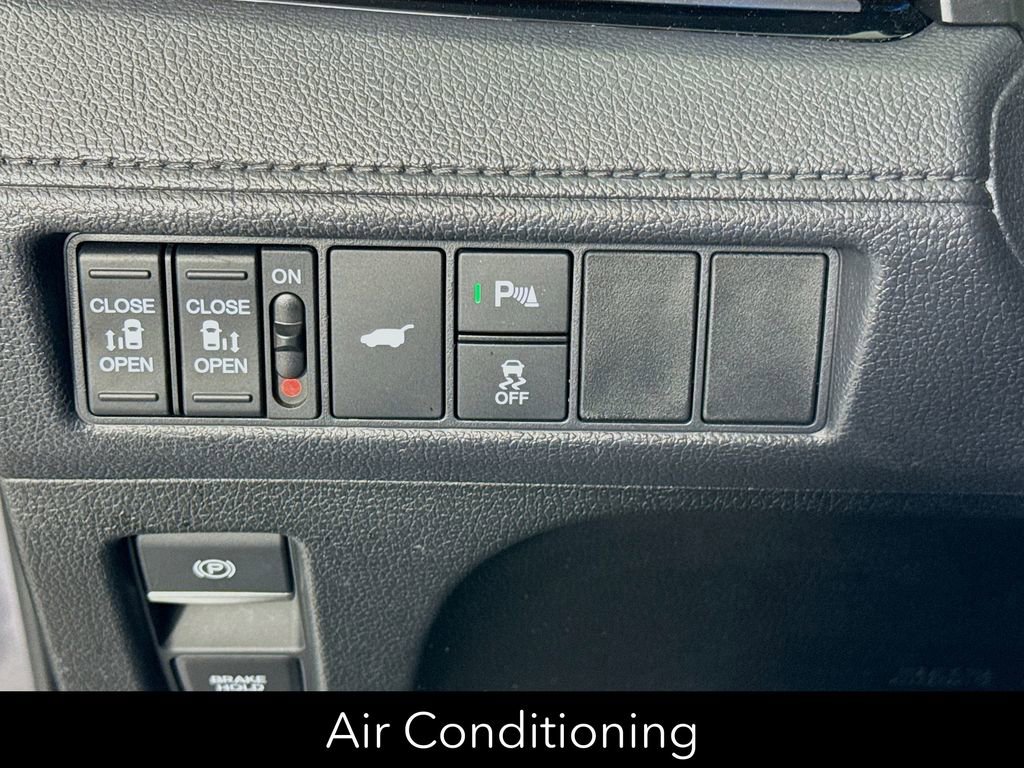Certified 2026 Honda Odyssey Touring image 13