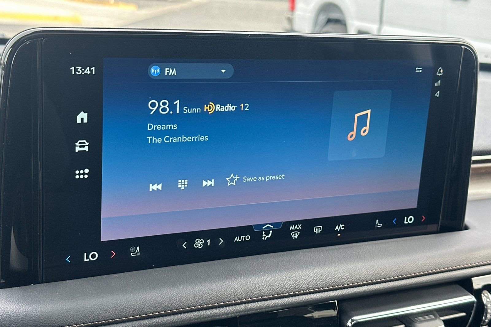 New 2026 Lincoln Aviator Reserve w/ Luxury Package image 17