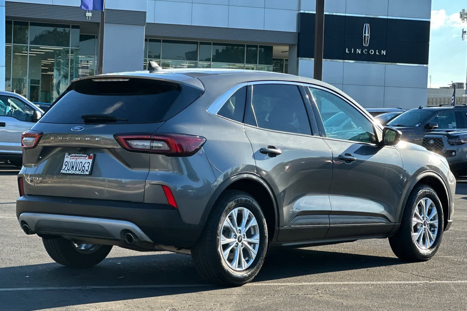 Certified 2024 Ford Escape Active image 2