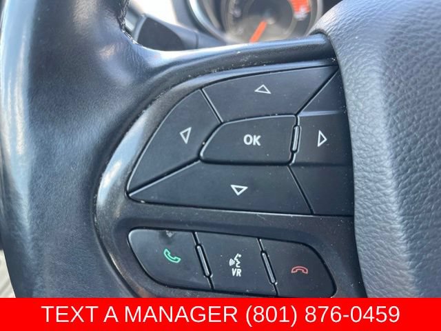 Used 2019 Jeep Cherokee Trailhawk w/ Comfort/Convenience Group AWD/4WD image 25