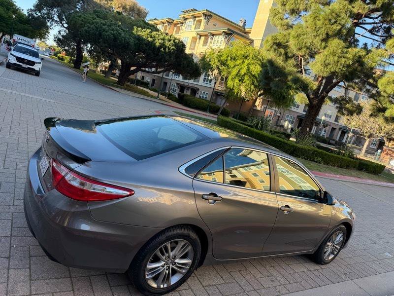 Used 2016 Toyota Camry SE FWD image 22