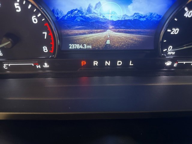 Used 2023 Ford Explorer XLT w/ Equipment Group 202A image 7