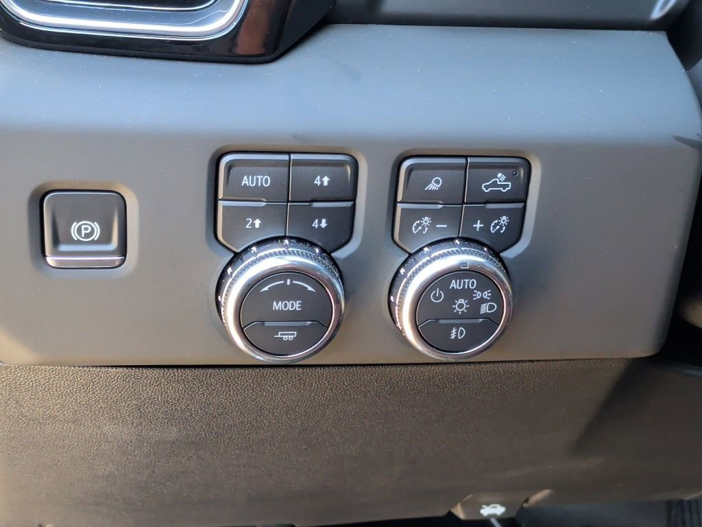 Used 2025 GMC Sierra 1500 Denali Ultimate image 17