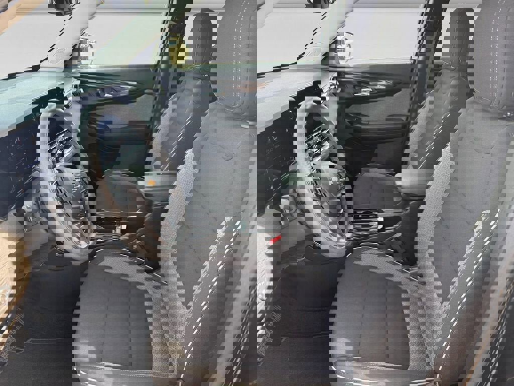 Used 2025 Chevrolet TrailBlazer LT image 10