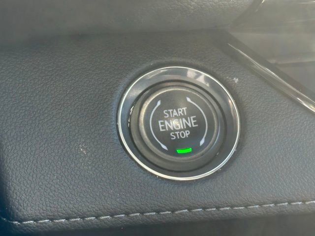 Used 2025 Buick Enclave Sport Touring image 32