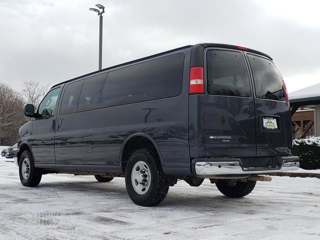 Used 2016 Chevrolet Express 3500 LT w/ LT Preferred Equipment Group image 3