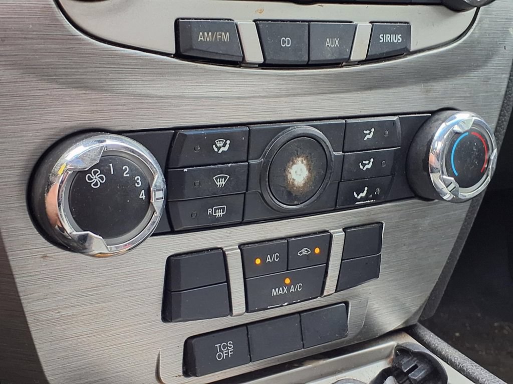 Used 2012 Ford Fusion SE FWD image 22