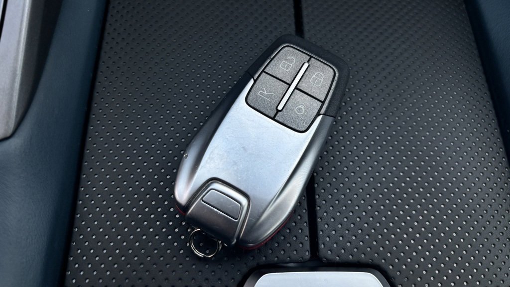 Used 2017 Ferrari GTC4Lusso image 29