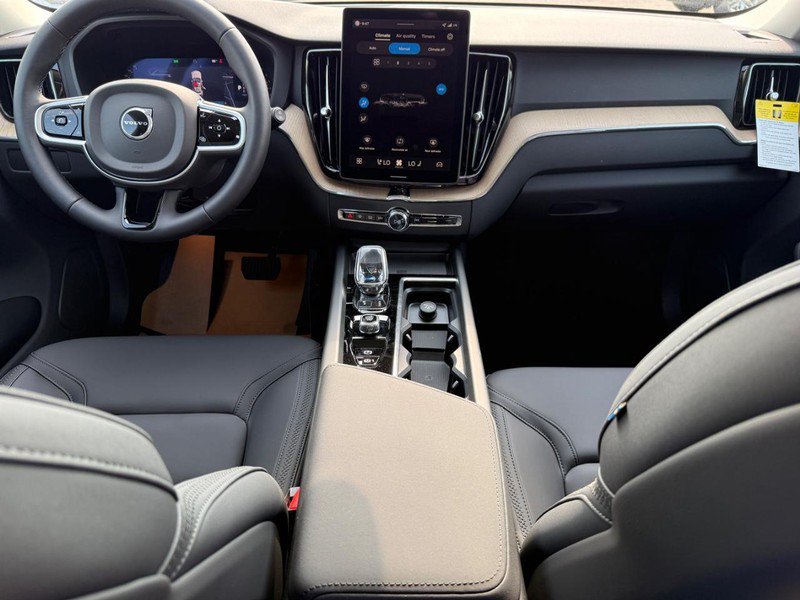 New 2026 Volvo XC60 B5 Plus w/ Protection Package Premier AWD/4WD image 6