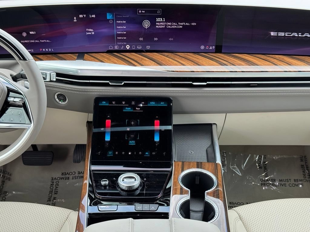 New 2026 Cadillac Escalade Platinum Sport w/ LPO, ONYX Package AWD/4WD image 31