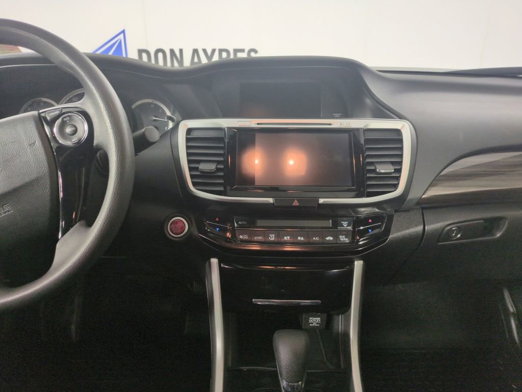 Used 2016 Honda Accord EX image 17