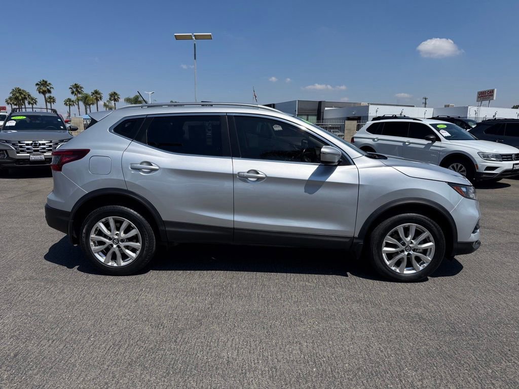 Used 2021 Nissan Rogue Sport SV FWD image 7