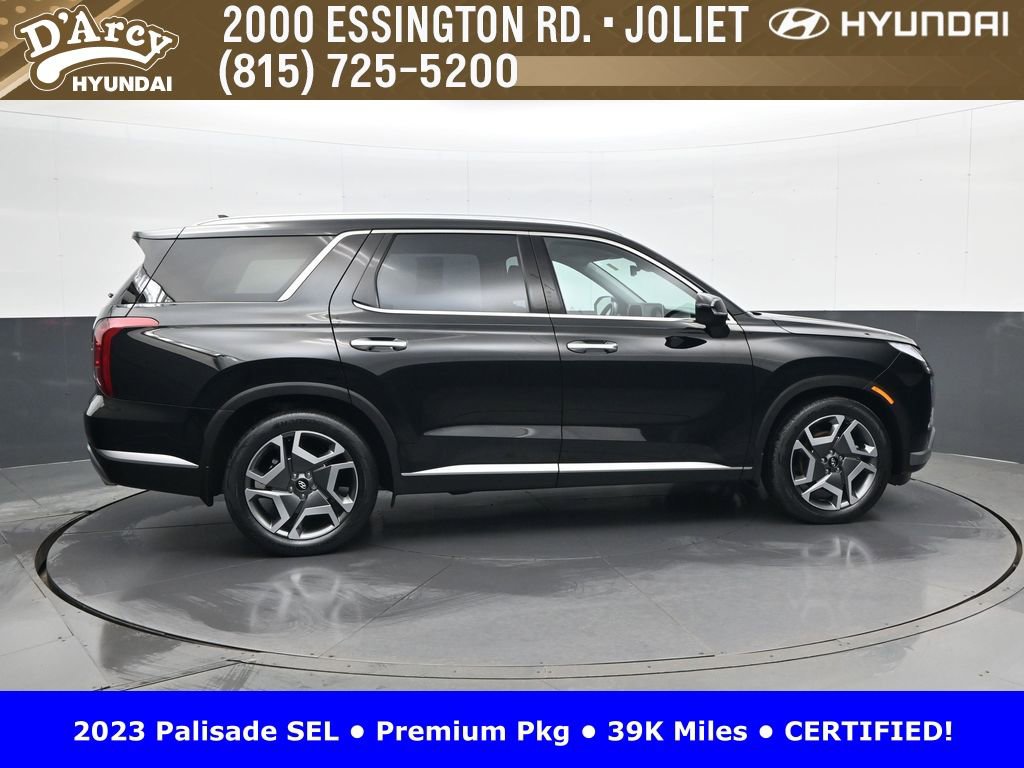 Used 2023 Hyundai Palisade SEL w/ Cargo Package image 4