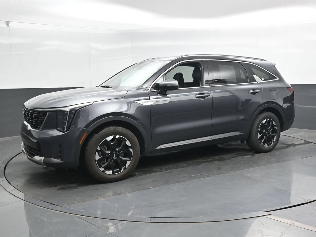 Used 2024 Kia Sorento S FWD image 7