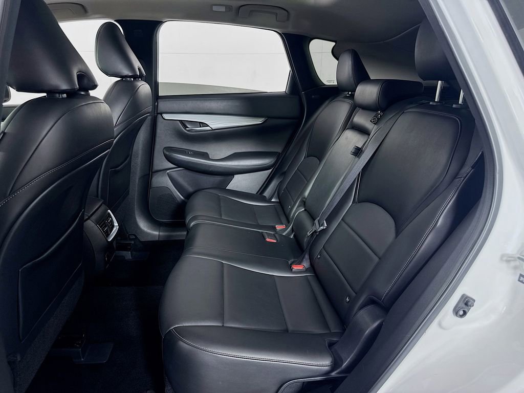 Used 2021 INFINITI QX50 Luxe FWD image 29