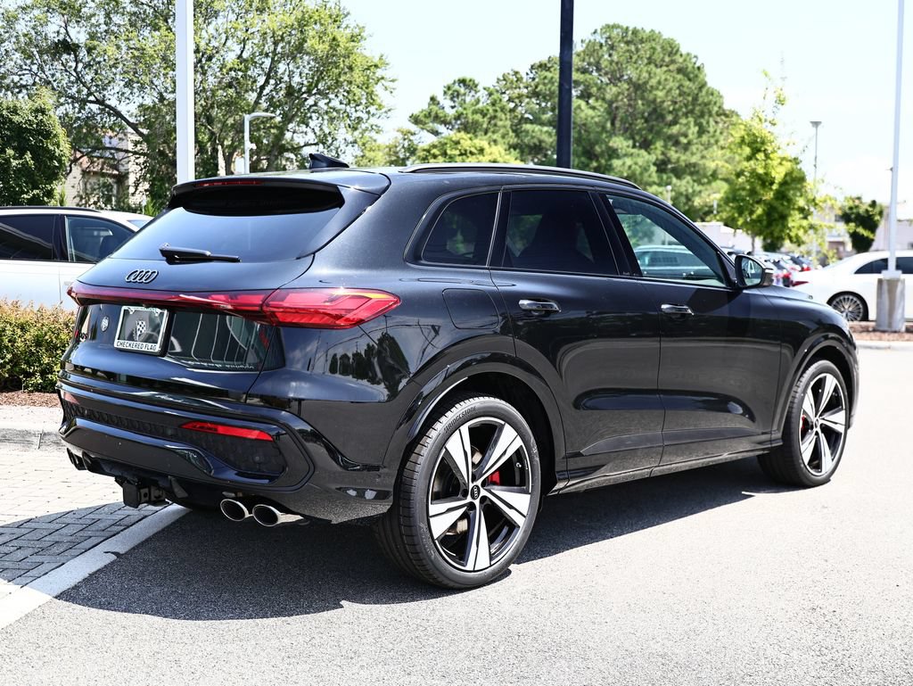 New 2026 Audi SQ5 Prestige AWD/4WD image 7