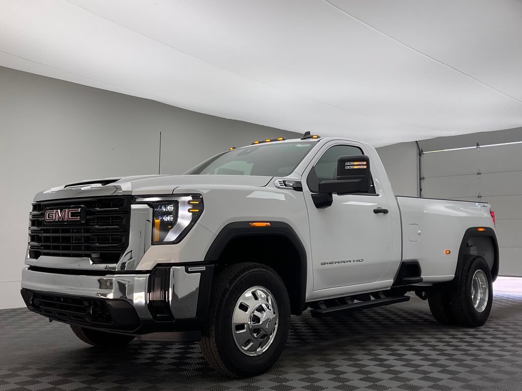 New 2026 GMC Sierra 3500 Pro AWD/4WD image 2