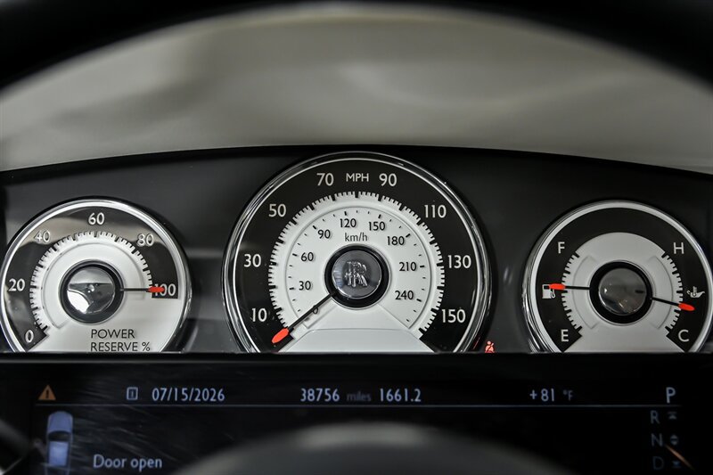 Used 2015 Rolls-Royce Wraith RWD image 26