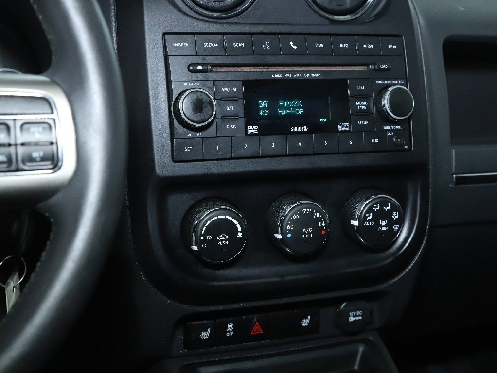 Used 2012 Jeep Compass Limited image 39