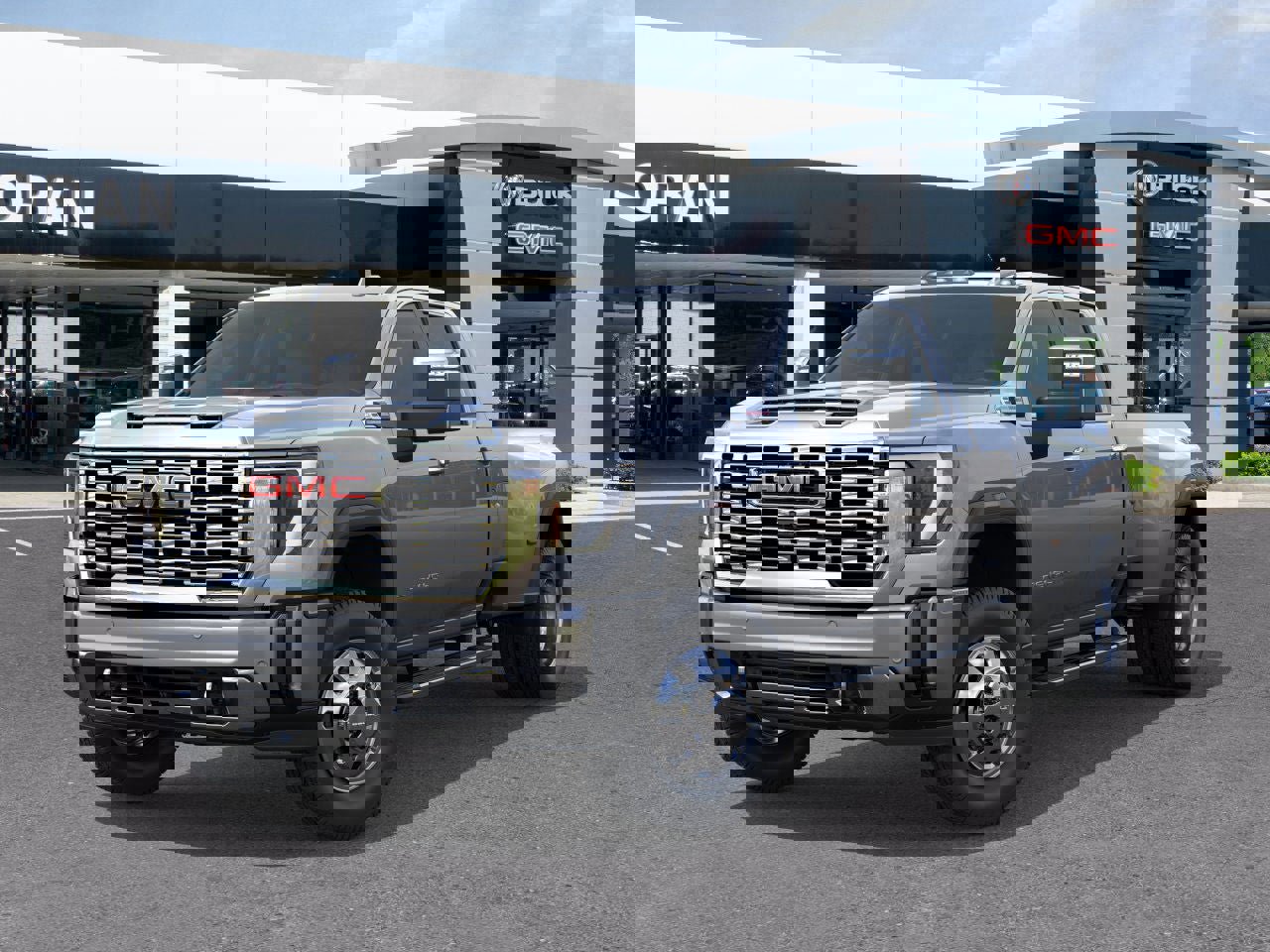 New 2026 GMC Sierra 3500 Denali w/ Denali Reserve Package image 6