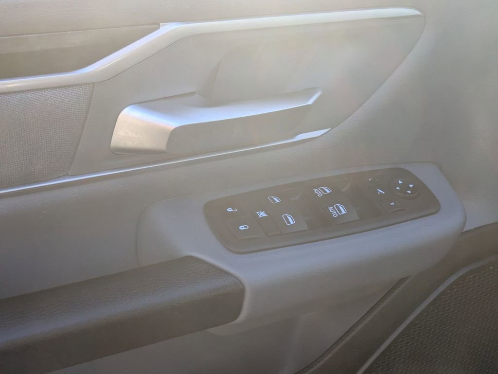 Used 2022 RAM 1500 Big Horn image 10