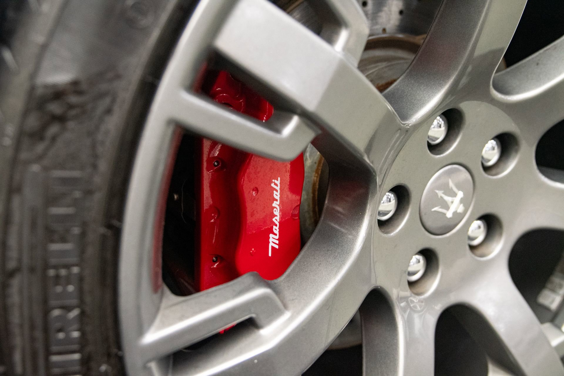 Used 2018 Maserati GranTurismo Sport image 40