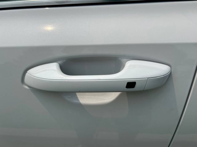 Certified 2025 Kia Sorento S w/ Panoramic Sunroof Package AWD/4WD image 33