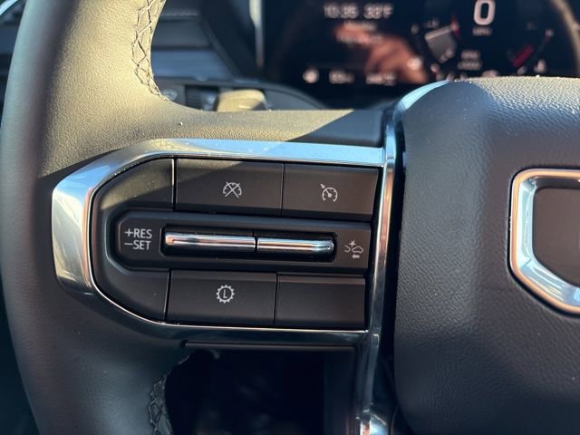 Used 2025 GMC Acadia Elevation image 33