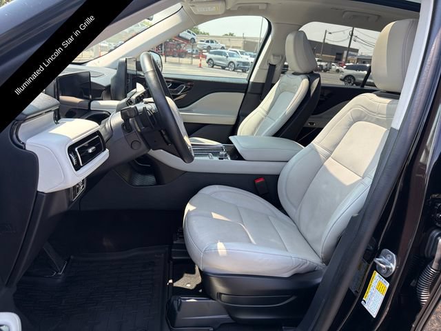 Certified 2025 Lincoln Aviator Reserve w/ Jet Appearance Package AWD/4WD image 14