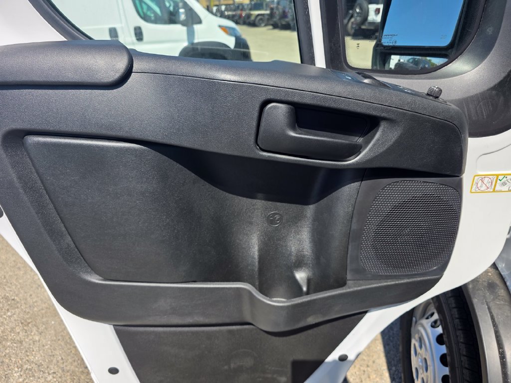 New 2026 RAM ProMaster 1500 w/ Safety Group FWD image 8