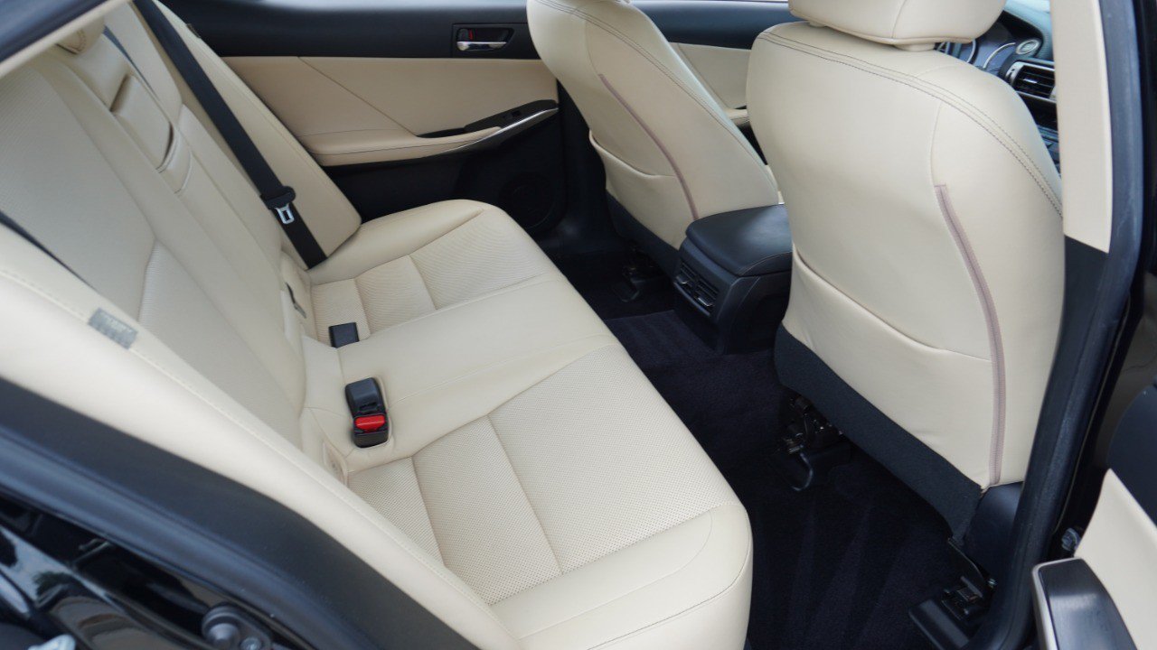 Used 2014 Lexus IS 250 w/ Premium Package RWD image 28