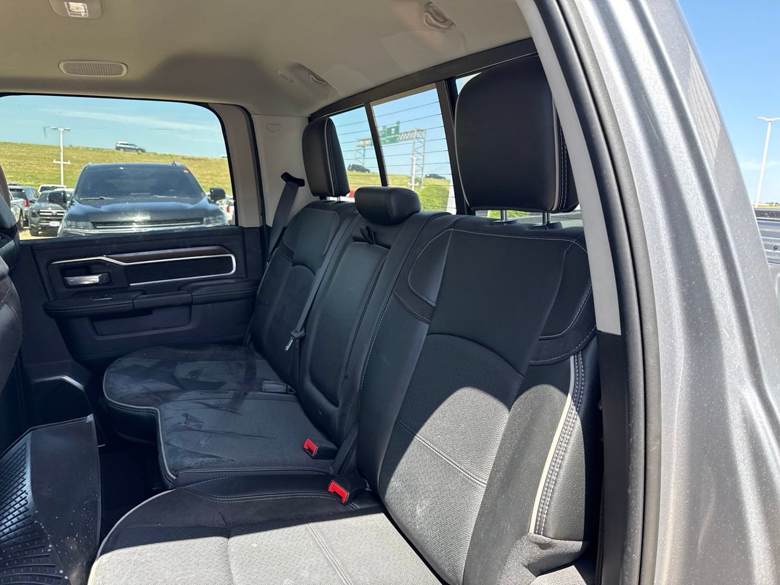 Used 2024 RAM 2500 Laramie w/ Safety Group AWD/4WD image 13