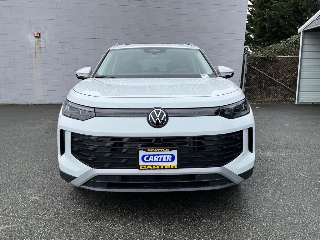 New 2026 Volkswagen Tiguan SE AWD/4WD image 3