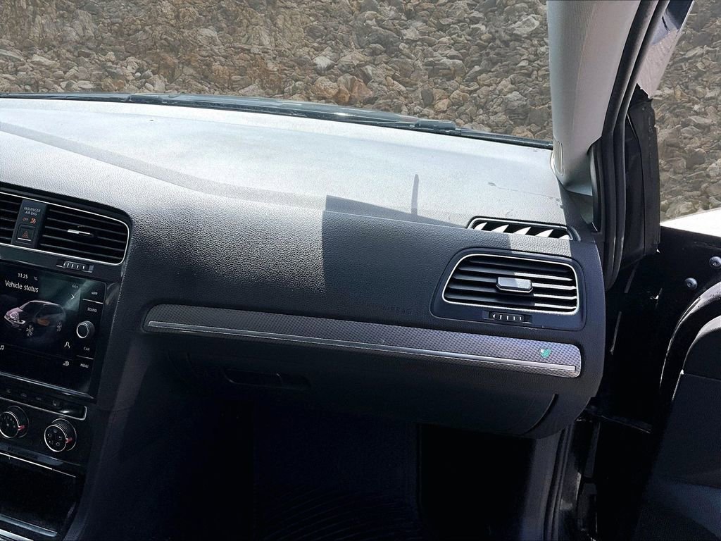 Used 2018 Volkswagen Golf Alltrack SE AWD/4WD image 13