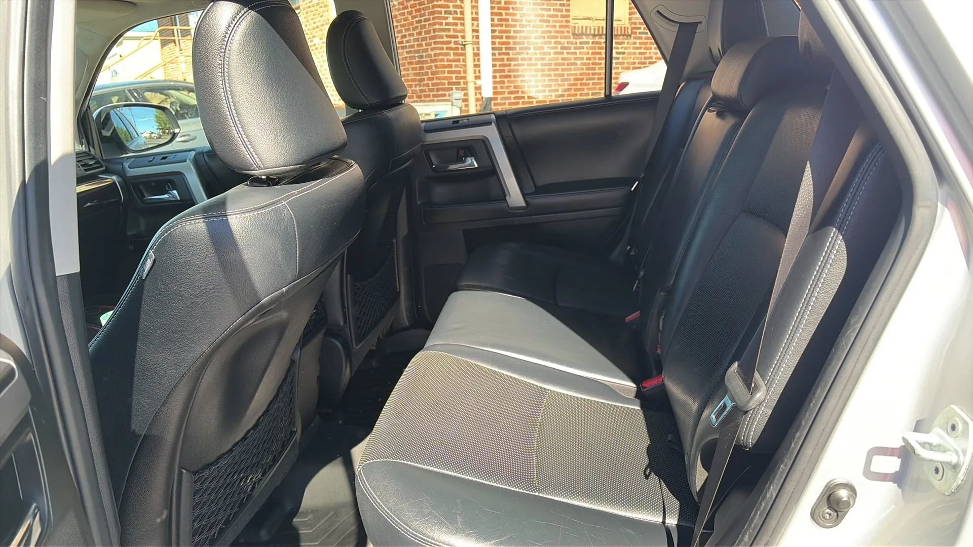 Used 2014 Toyota 4Runner Limited image 29