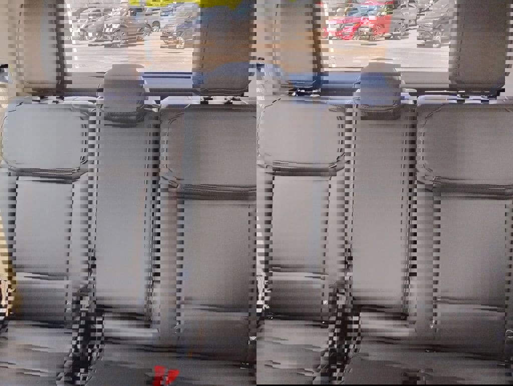 New 2025 Ford Expedition Active image 33