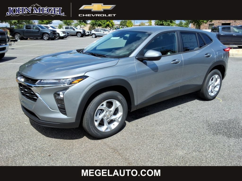 New 2026 Chevrolet Trax LS w/ LS Convenience Package FWD image 1