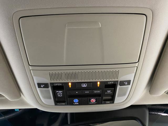 Used 2016 Acura RLX w/ Advance Package image 24