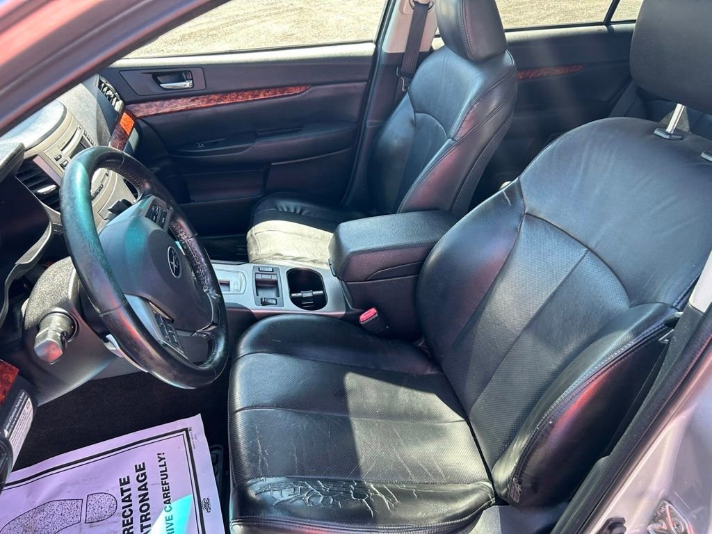 Used 2012 Subaru Outback 2.5i Limited w/ Moonroof Pkg AWD/4WD image 10