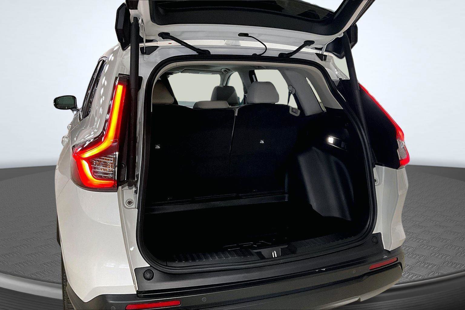 Used 2023 Honda CR-V EX-L image 5