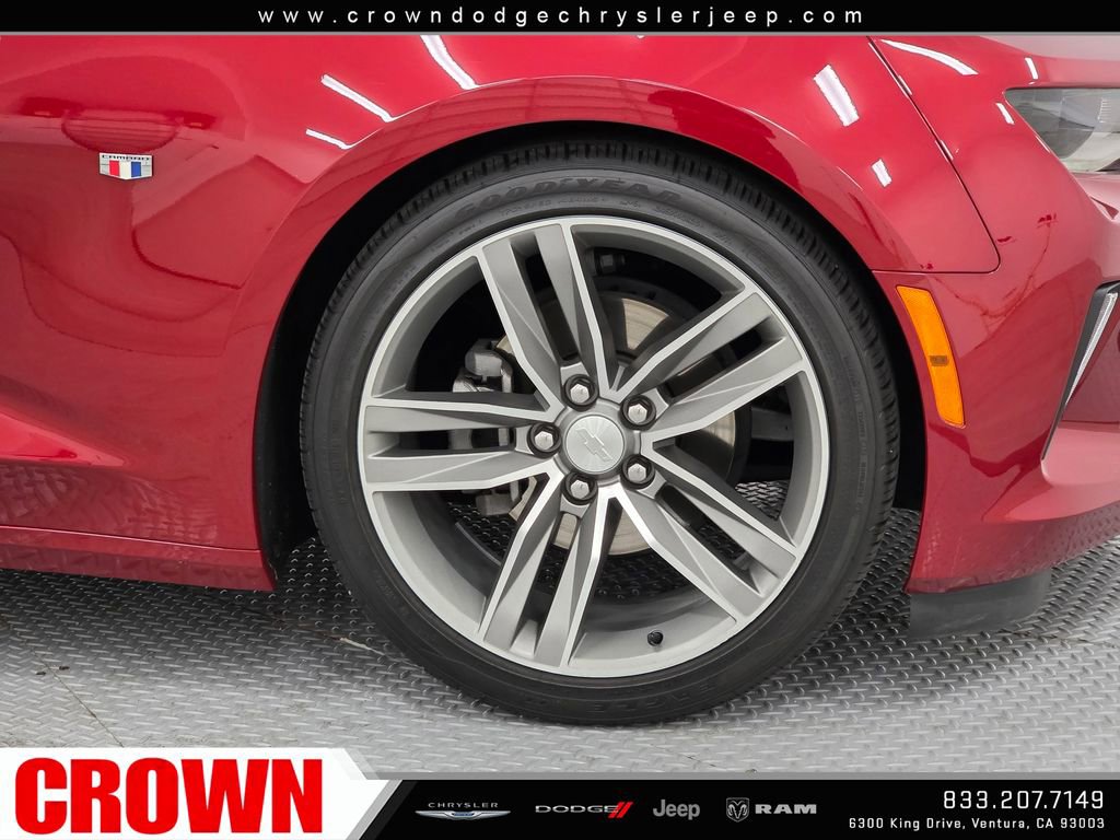 Used 2018 Chevrolet Camaro LT w/ RS Package RWD image 9