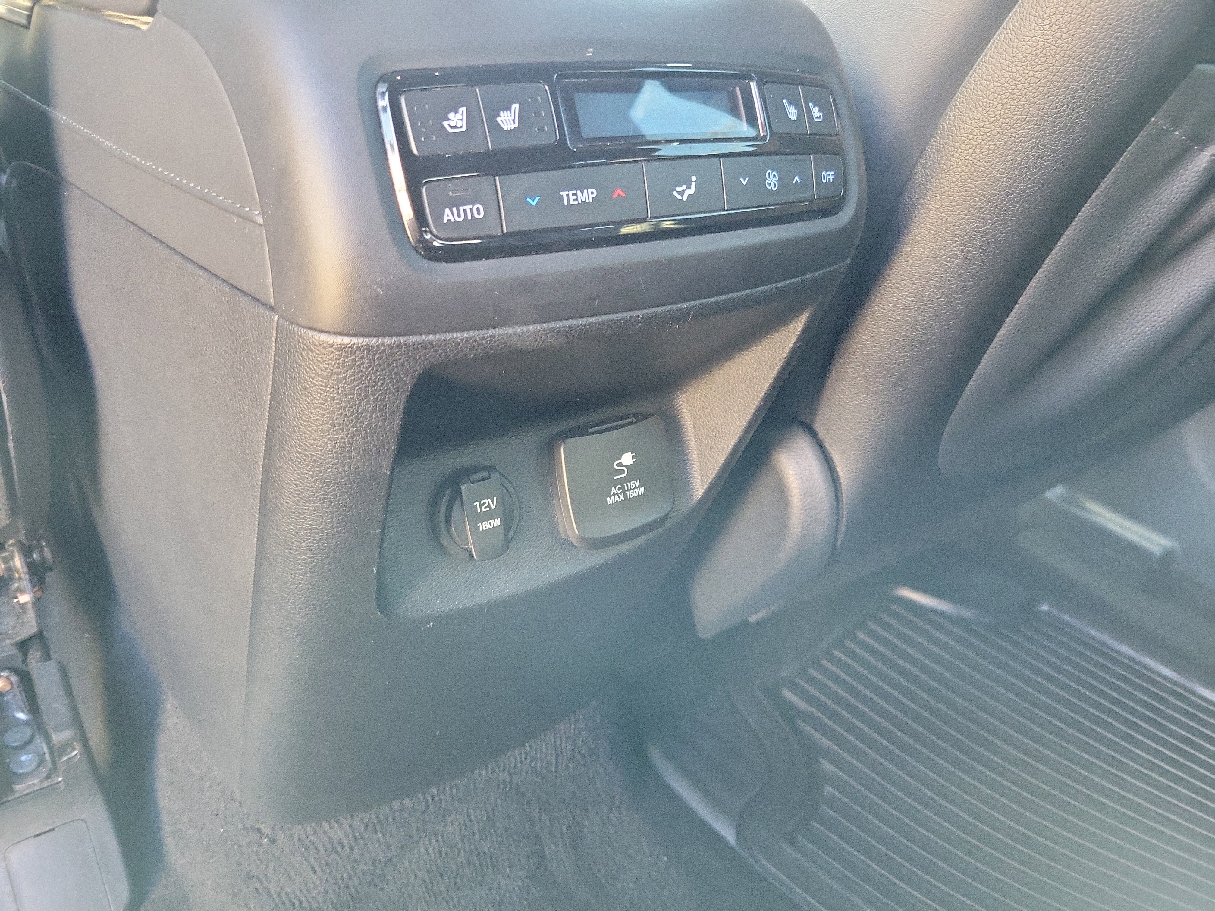 Used 2024 Hyundai Palisade Calligraphy image 17