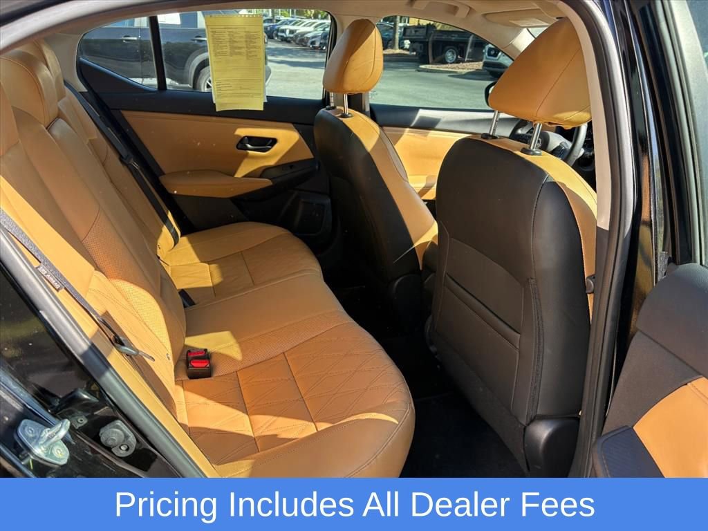 Used 2025 Nissan Sentra SV w/ SV Premium Package FWD image 21