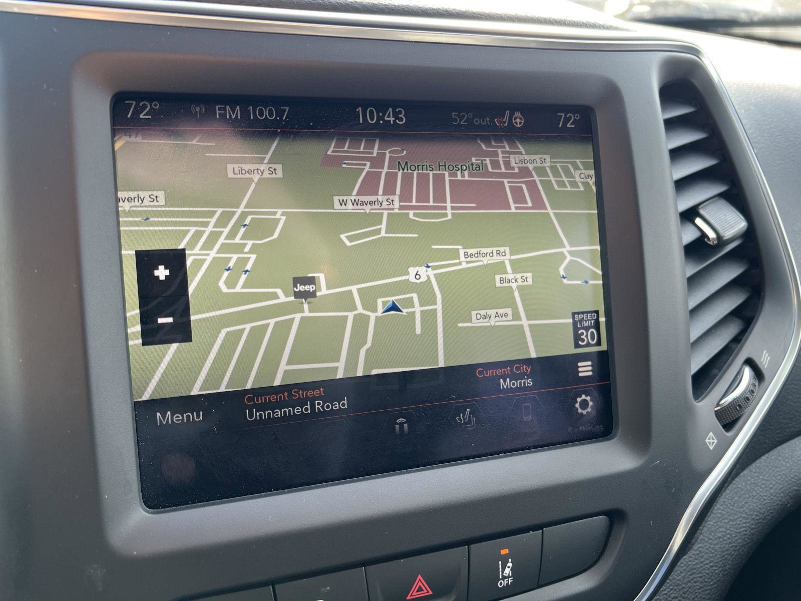 Used 2023 Jeep Cherokee Altitude Lux image 24