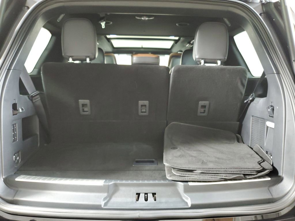 Used 2022 Lincoln Navigator Reserve w/ Monochromatic Package RWD image 6