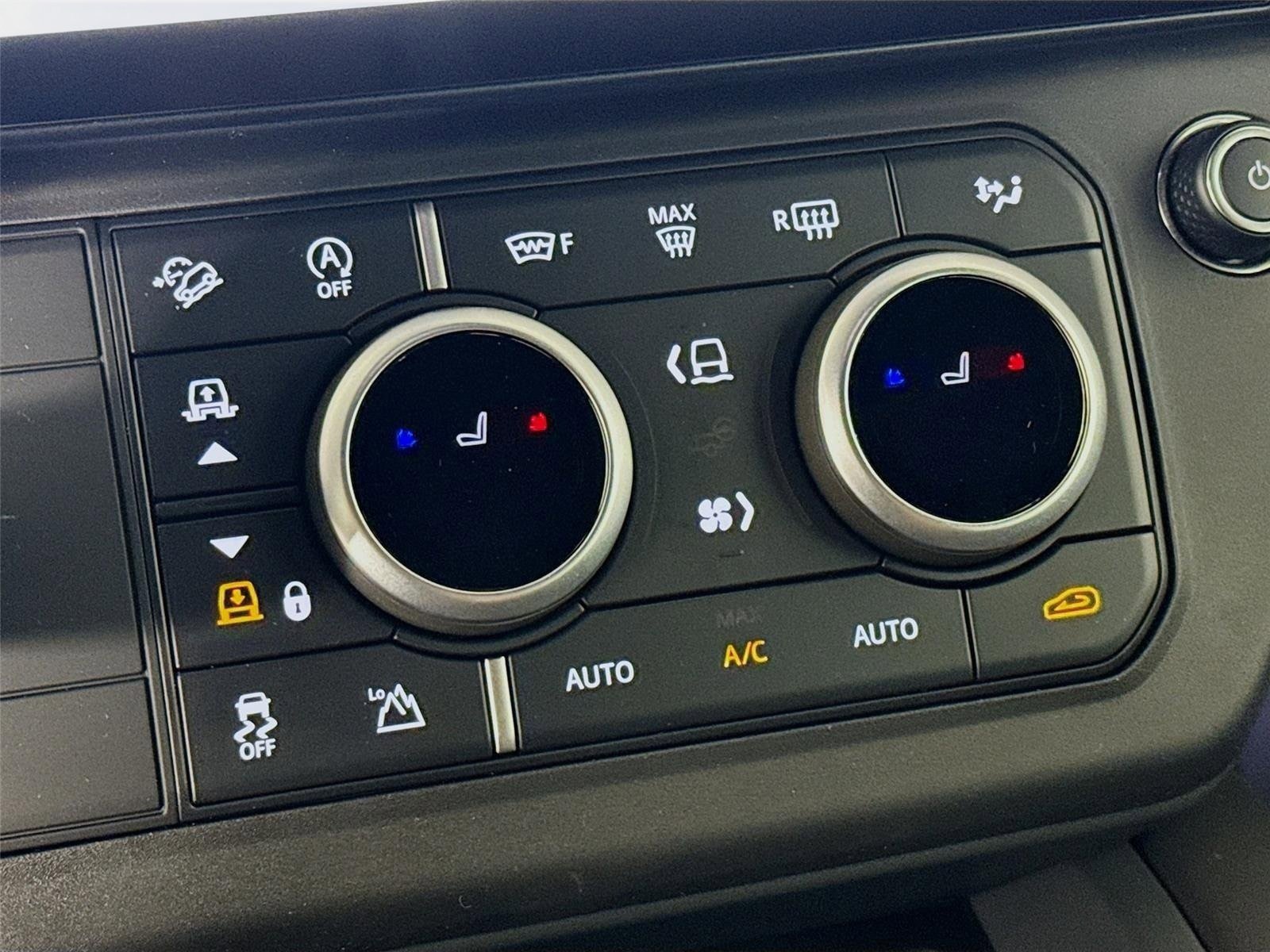 New 2026 Land Rover Defender 110 X-Dynamic SE AWD/4WD image 23